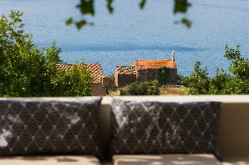 Private 9-Bedroom Villa with Pool near Dubrovnik