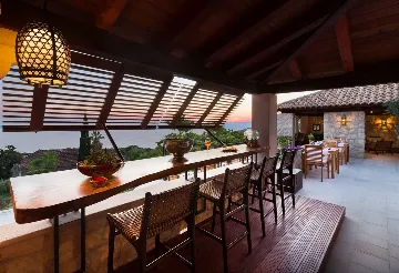 Private 9-Bedroom Villa with Pool near Dubrovnik