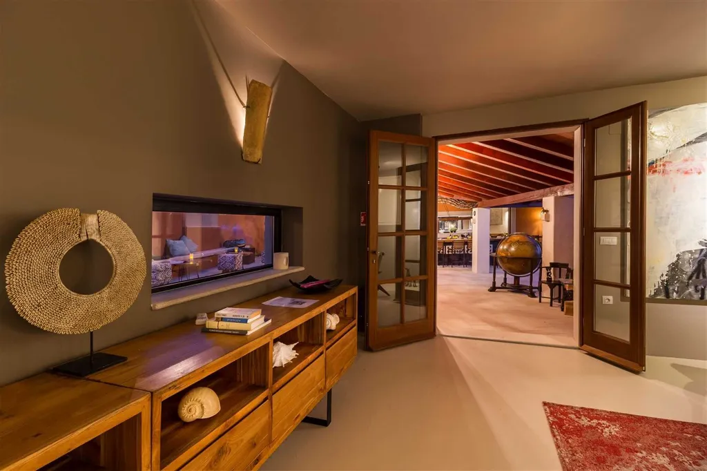 Private 9-Bedroom Villa with Pool near Dubrovnik