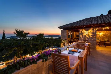 Private 9-Bedroom Villa with Pool near Dubrovnik