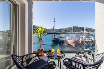 Seaside Villa Retreat with Pool in Marina