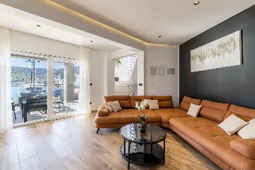 Seaside Villa Retreat with Pool in Marina