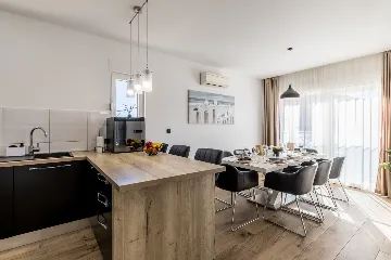 Seaside Villa Retreat with Pool in Marina