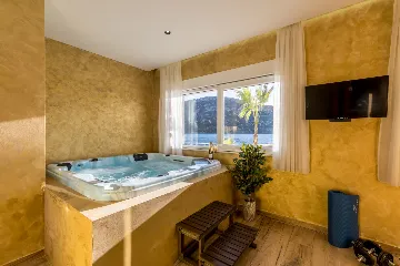 Seaside Villa Retreat with Pool in Marina