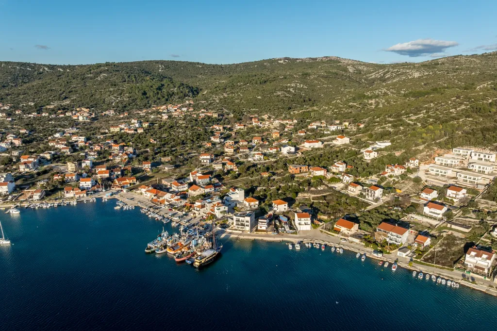 Seaside Villa Retreat with Pool in Marina