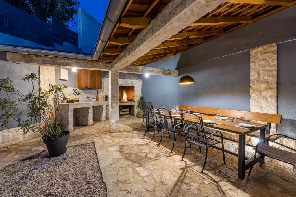 Seaside Villa Retreat with Pool in Marina
