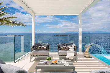 Seafront Villa Retreat with Infinity Pool, Prigradica