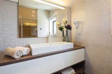 Contemporary Seafront Villa with Heated Pool in Okrug Gornji