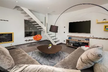 Contemporary Seafront Villa with Heated Pool in Okrug Gornji