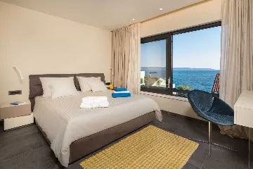 Contemporary Seafront Villa with Heated Pool in Okrug Gornji
