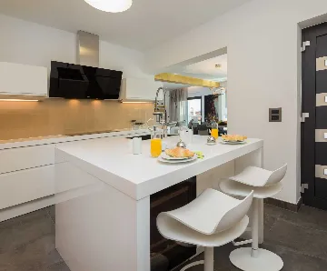 Contemporary Seafront Villa with Heated Pool in Okrug Gornji