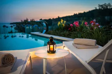 Contemporary Seafront Villa with Heated Pool in Okrug Gornji