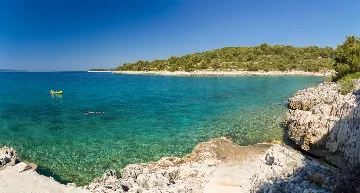 Contemporary Seafront Villa with Heated Pool in Okrug Gornji