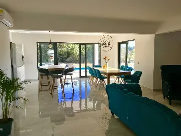 Modern Villa with Pool near Dubrovnik, Mlini
