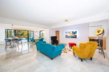 Modern Villa with Pool near Dubrovnik, Mlini