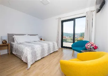 Modern Villa with Pool near Dubrovnik, Mlini