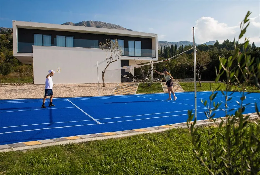 Modern Villa with Pool near Dubrovnik, Mlini