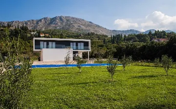 Modern Villa with Pool near Dubrovnik, Mlini