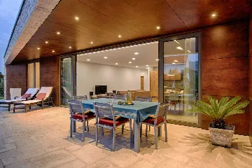 Modern Villa with Pool and Mooring in Korčula