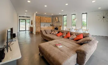 Modern Villa with Pool and Mooring in Korčula