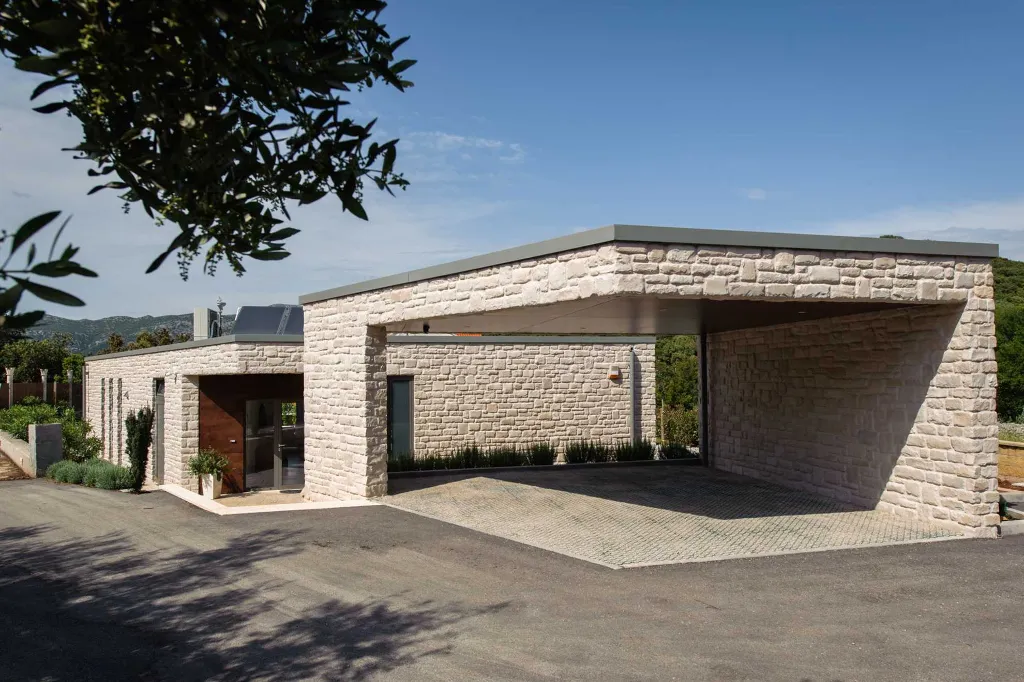 Modern Villa with Pool and Mooring in Korčula