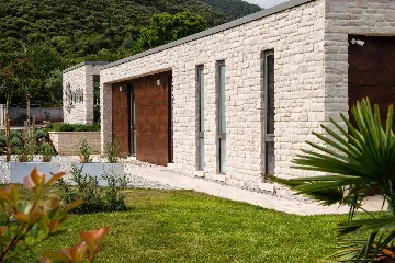 Modern Villa with Pool and Mooring in Korčula