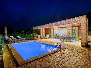 Modern Villa with Pool and Mooring in Korčula