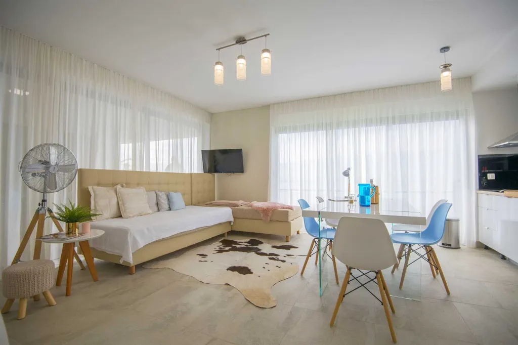 Modern Seaview Villa with Pool in Podstrana