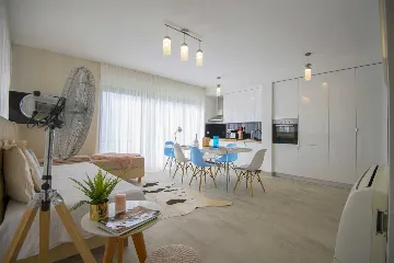 Modern Seaview Villa with Pool in Podstrana