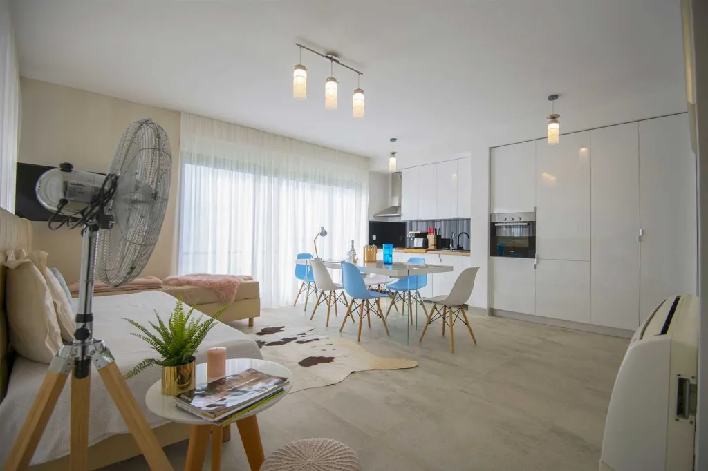 Modern Seaview Villa with Pool in Podstrana