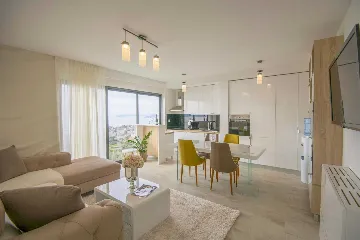 Modern Seaview Villa with Pool in Podstrana