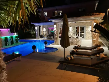 Contemporary Villa with Pool in Umag