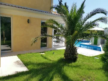 Contemporary Villa with Pool in Umag