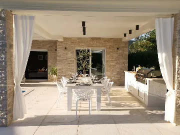 Contemporary Villa with Pool in Umag