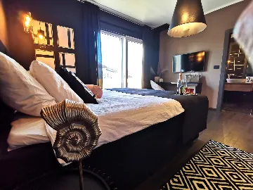 Contemporary Villa with Pool in Umag