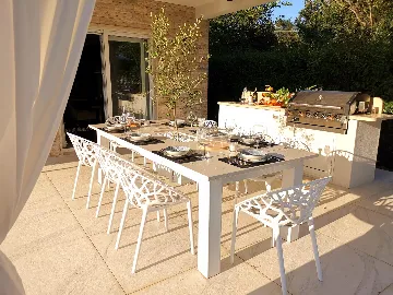 Contemporary Villa with Pool in Umag