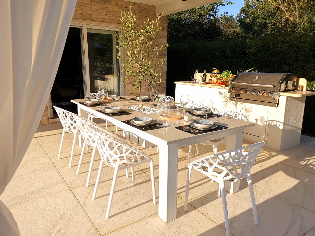 Contemporary Villa with Pool in Umag