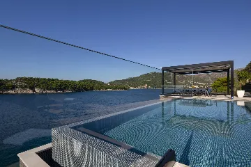Seafront Serenity Villa with Infinity Pool, Štikovica