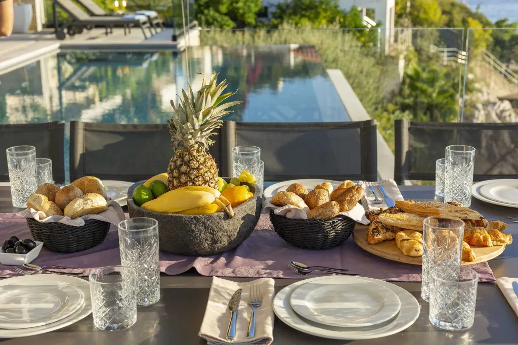 Seafront Serenity Villa with Infinity Pool, Štikovica