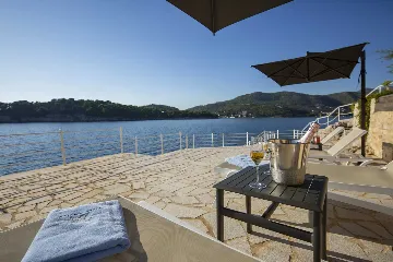 Seafront Serenity Villa with Infinity Pool, Štikovica