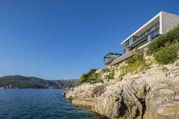 Seafront Serenity Villa with Infinity Pool, Štikovica