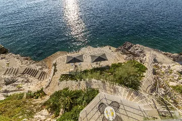 Seafront Serenity Villa with Infinity Pool, Štikovica