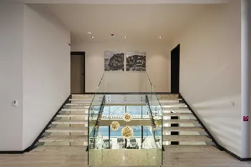 Seafront Serenity Villa with Infinity Pool, Štikovica