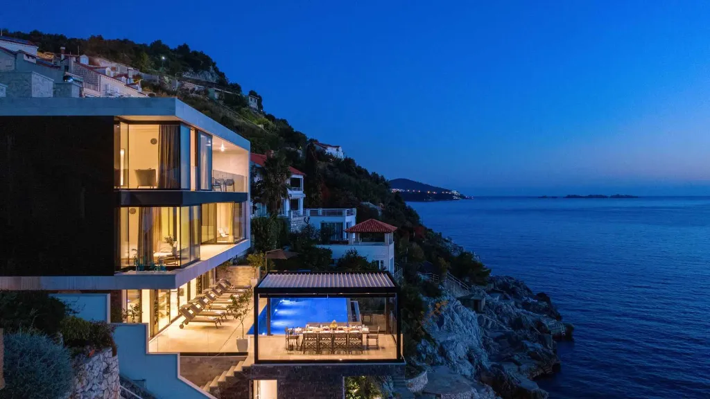 Seafront Serenity Villa with Infinity Pool, Štikovica