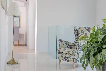 Modern Villa With Heated Pool, 4 Bedrooms – Makarska