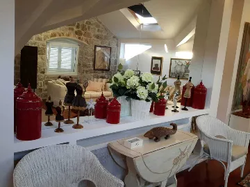 Chic One-Bedroom Apartment in Central Dubrovnik