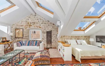 Chic One-Bedroom Apartment in Central Dubrovnik