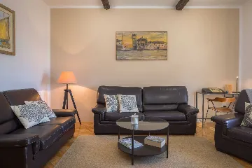 Modern Family Villa with Heated Pool in Kaštel Gomilica