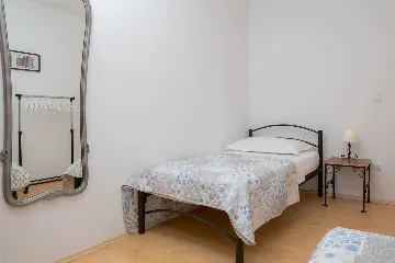 Modern Family Villa with Heated Pool in Kaštel Gomilica