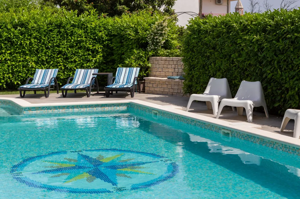 Modern Family Villa with Heated Pool in Kaštel Gomilica